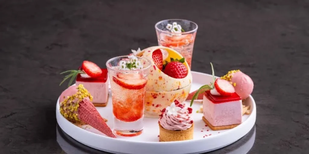 フォーシーズンズホテル京都　いちごアフタヌーンティー2024