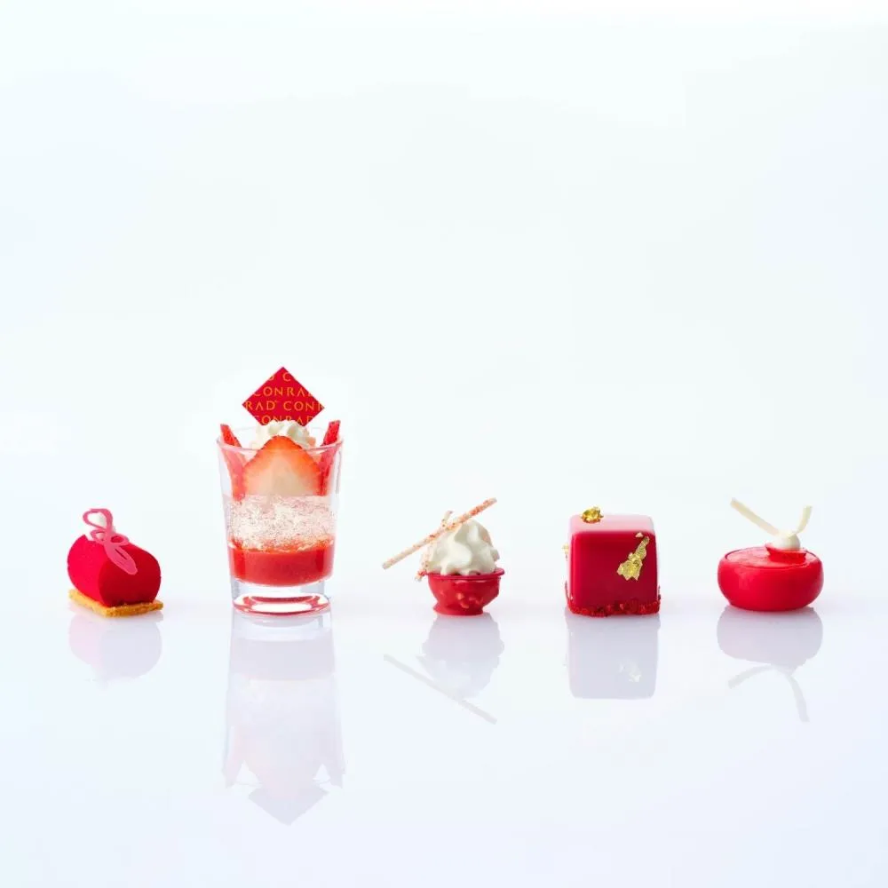 コンラッド大阪のいちごアフタヌーンティー