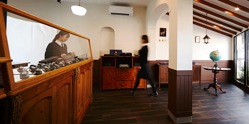 QUEEN’S JET（クイーンズジェット）内観