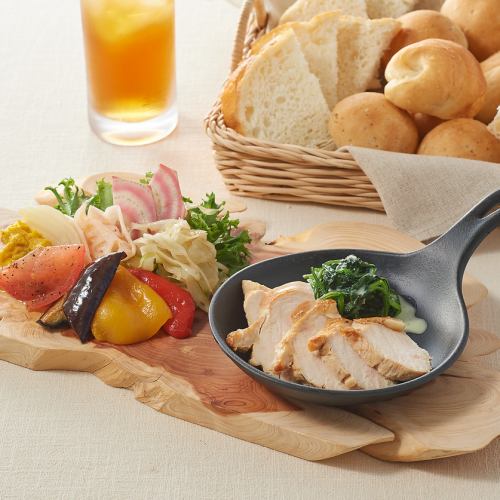 ムジカフェのパン食べ放題ランチ