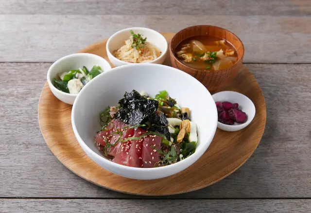 chano-maのまぐろとアボガドの明太子どんぶり