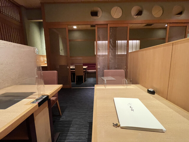 美々卯梅田ルクア店内観