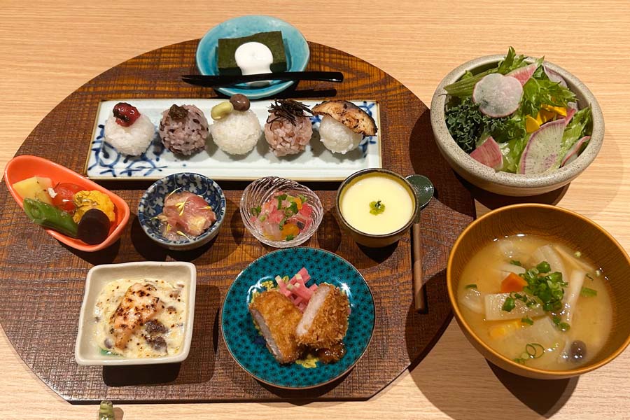 農絆卓恵ランチ 地産美食膳