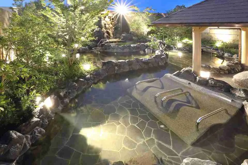 神戸みなと温泉蓮　天然温泉イメージ