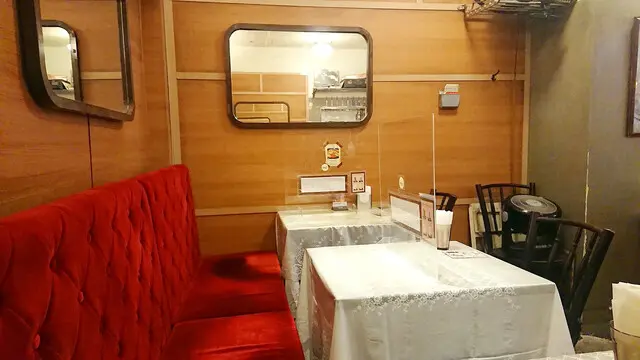 旧ヤム鐡道内観