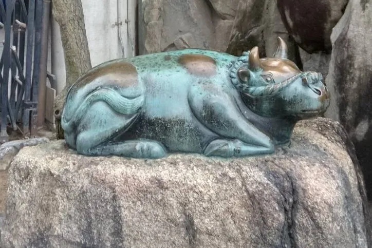 大阪天満宮 撫で牛