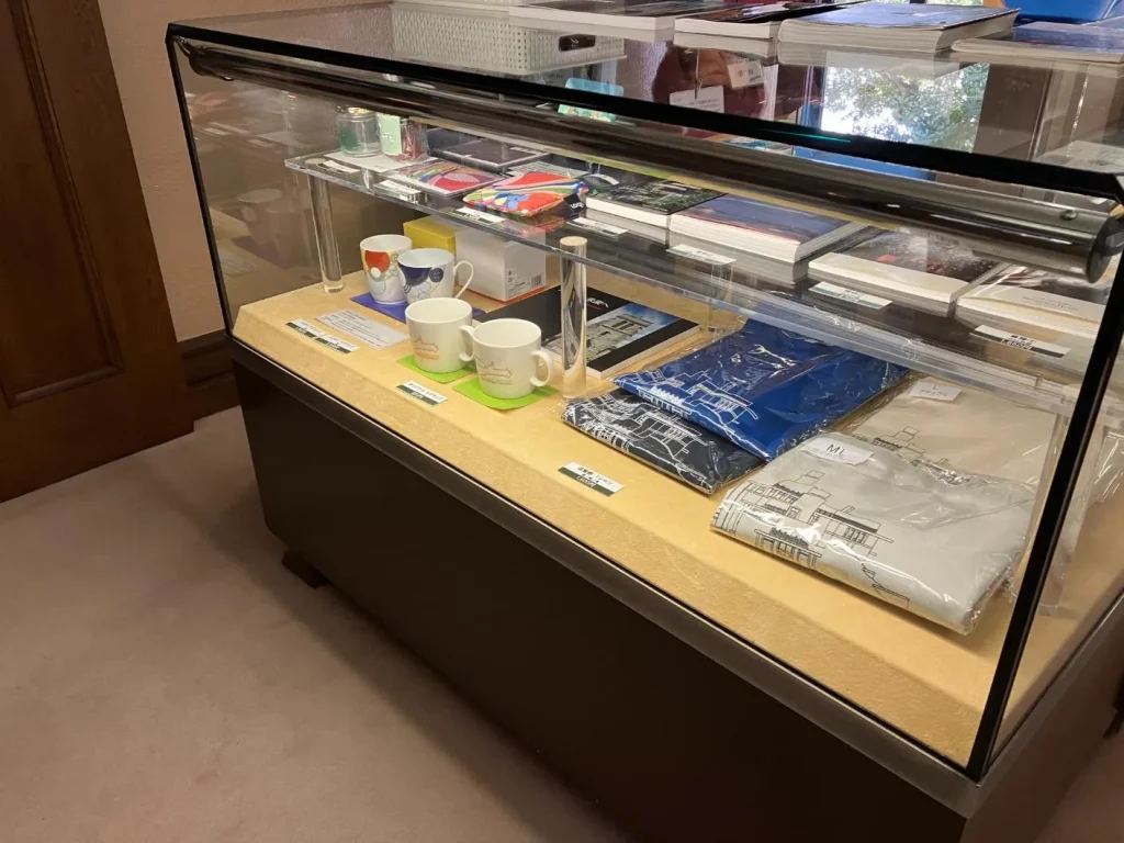 ヨドコウ迎賓館 3階売店