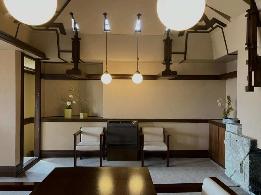 ヨドコウ迎賓館 4階食堂