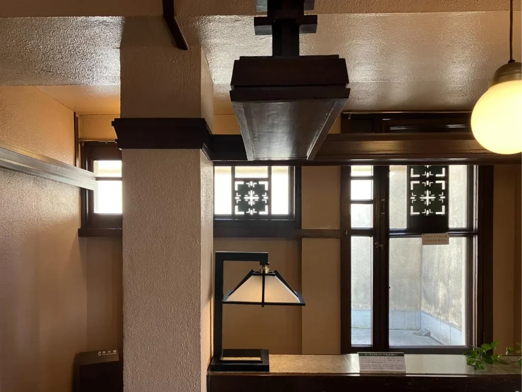 ヨドコウ迎賓館 4階食堂