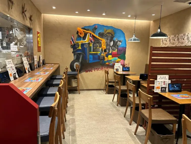 ガァウタイホワイティ―梅田店内観