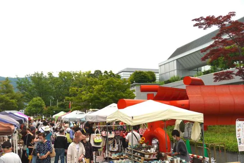 手づくりマルシェ