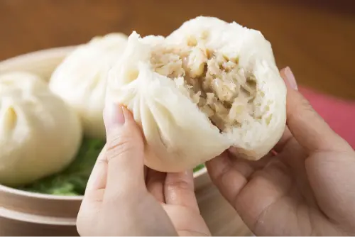 551蓬莱の豚まん