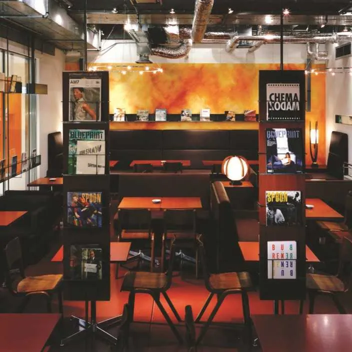 ビブリオテーク梅田の内観