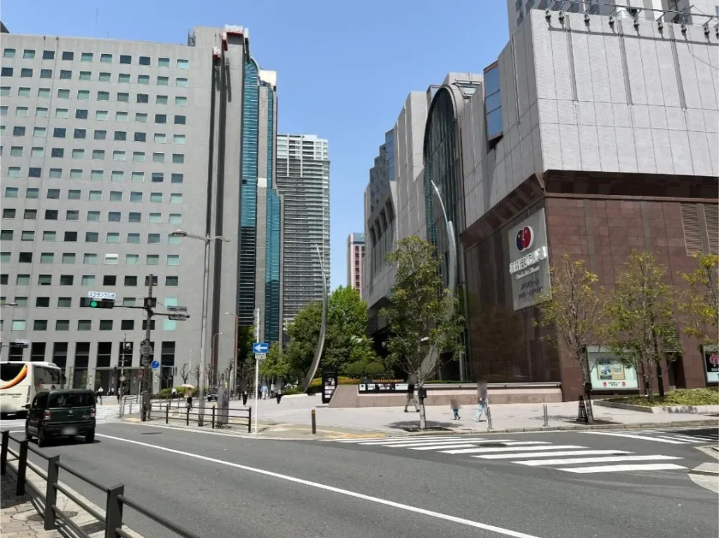 ガチャガチャの森 梅田茶屋町店