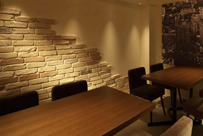 花様西梅田店の店内