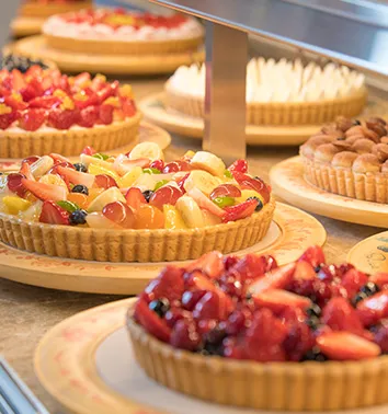 キルフェボン　グランフロント大阪店に並ぶタルトの数々