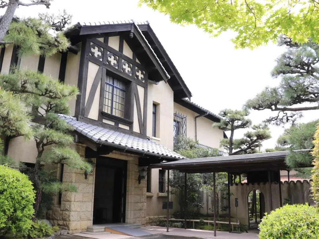 小林一三記念館 雅俗山荘