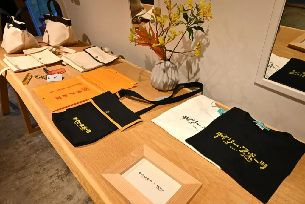 神戸ポートタワー 低層2階「熾(イコリ)」