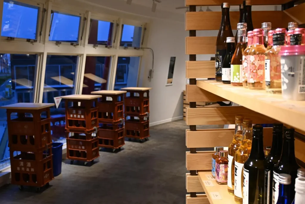 神戸ポートタワー 低層2階「BOTTL-O(ボトロ-)」