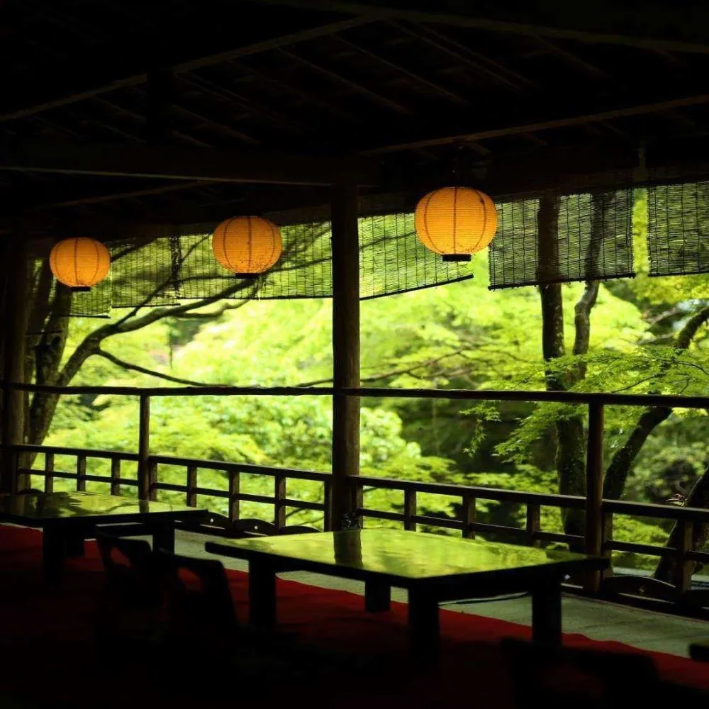 もみじ家別館・川の庵の川床ランチ
