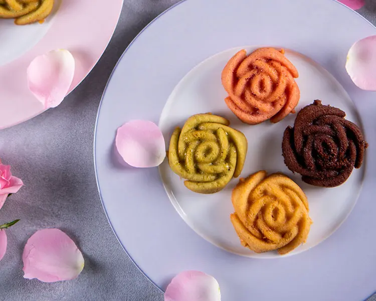 パティスリーモンシェールのバラのフィナンシェ