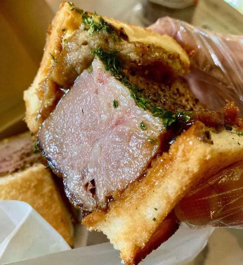 「大阪とんかつ(旧ちよ松)」の「ちよ松かつサンド」