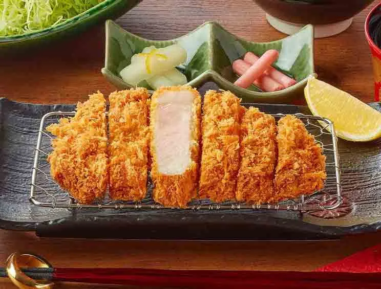 「とんかつ新宿さぼてん ルクア大阪店」のサボレッドロースかつ御膳