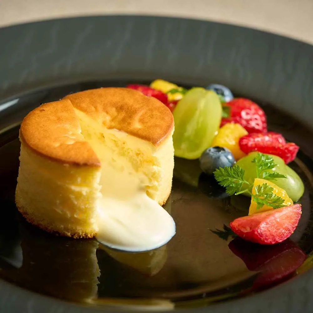 クリスマスアフタヌーンティー2024SARAS CAFE & BRASSERIE/アートホテル大阪ベイタワー