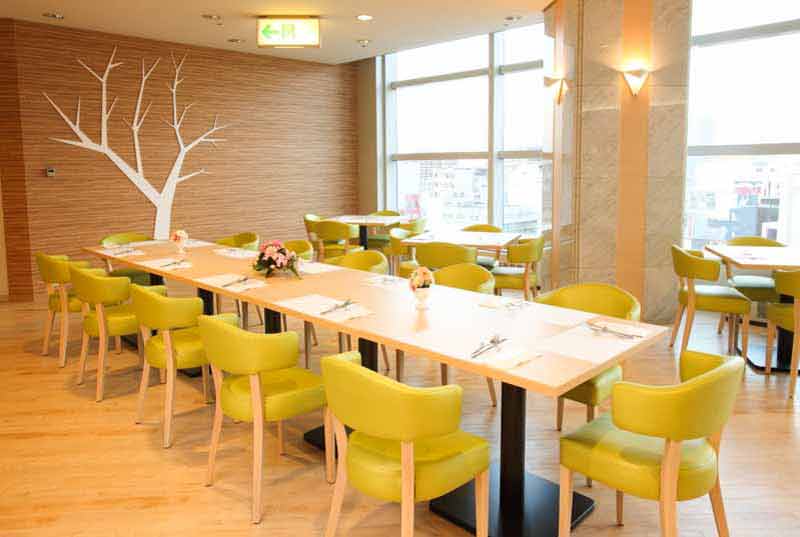 クリスマスアフタヌーンティー2024レストランロレーヌ/ホテル京阪 京橋 グランデ