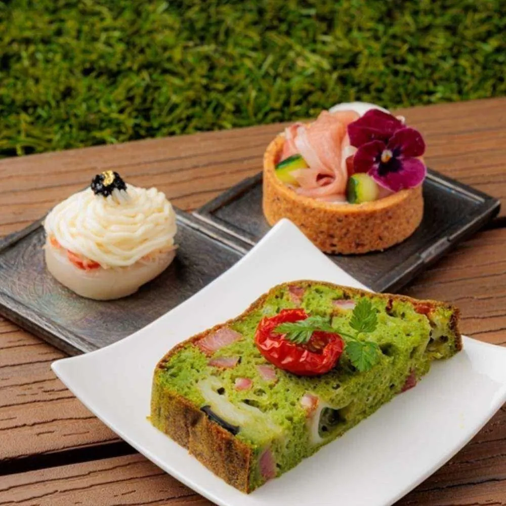 クリスマスアフタヌーンティー2024ロビーラウンジ/都シティ 大阪天王寺