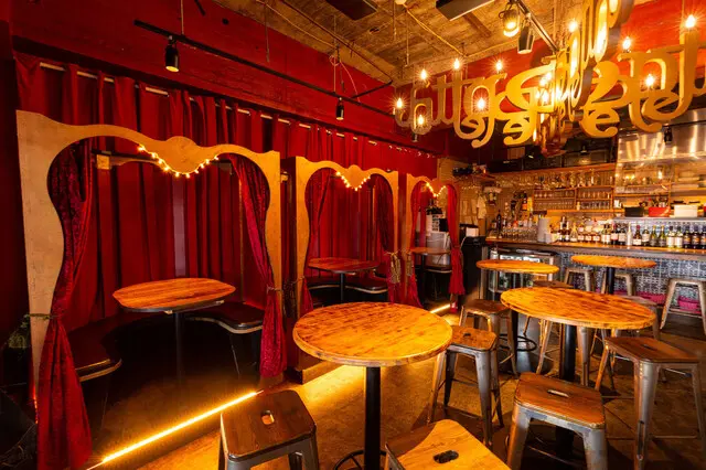 オペレッタ52 内観