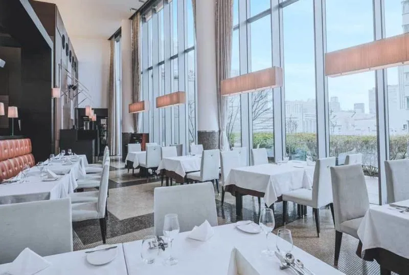 クリスマスアフタヌーンティー2024RAYON/アルモニーアンブラッセ大阪