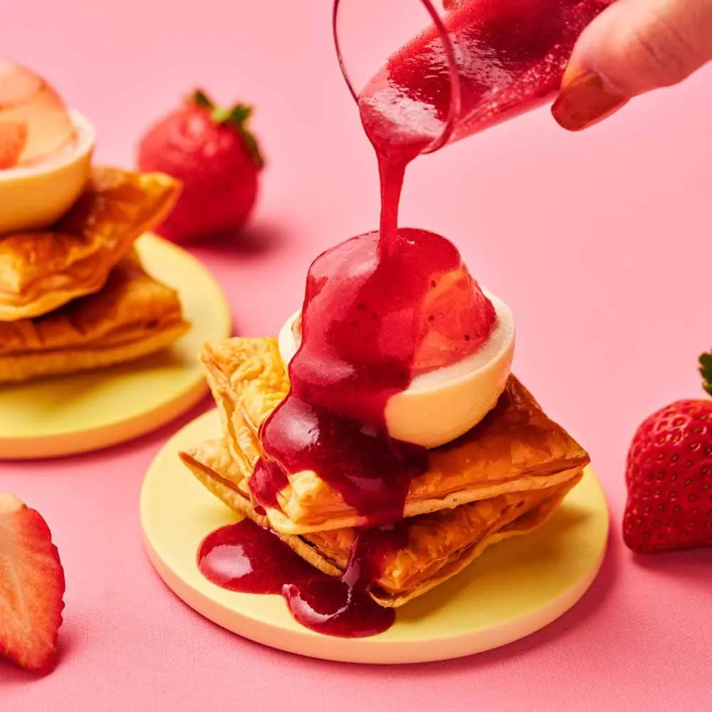 【2025年最新】いちご尽くし！神戸三宮のおすすめアフタヌーンティー＆ビュッフェまとめ