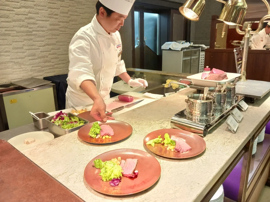 ホテル阪急インターナショナル「ナイト&デイ」リニューアル2024