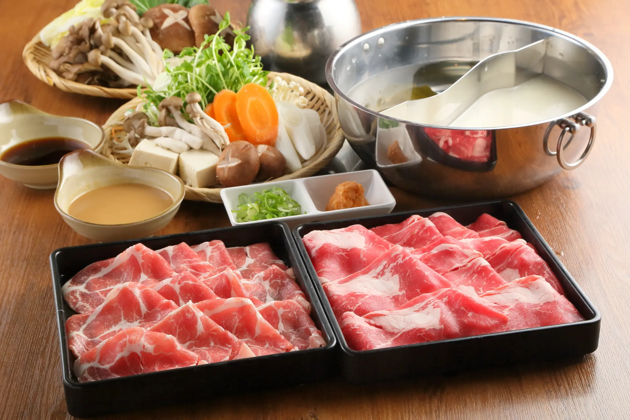 梅田のしゃぶしゃぶ店8選。食べ放題1,000円台から高級店まで、おすすめの店