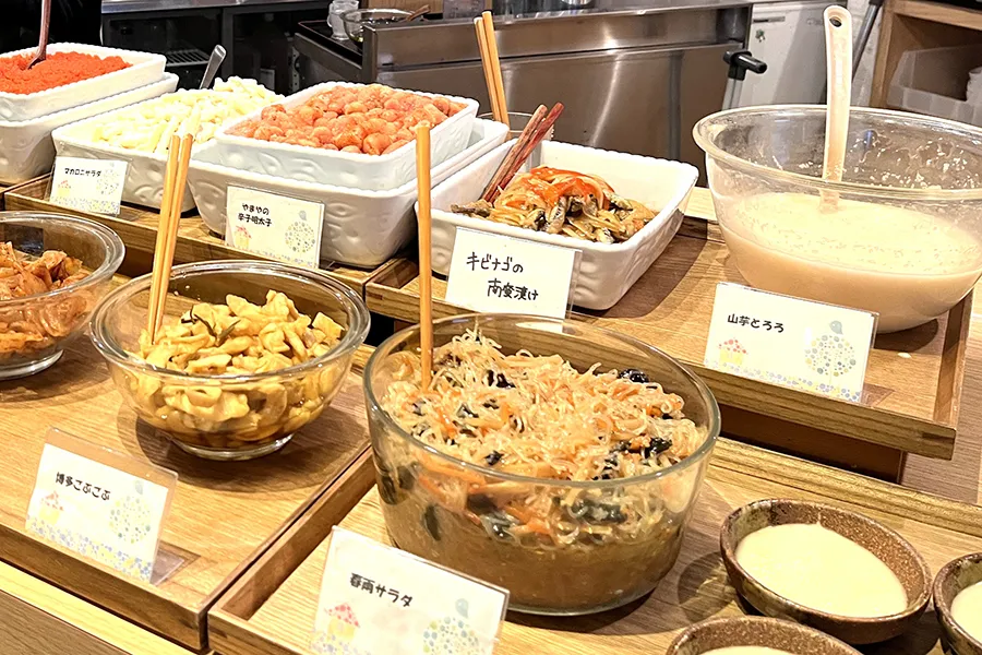 ごはんとわたしエキスポシティ店 食べ放題のおかず