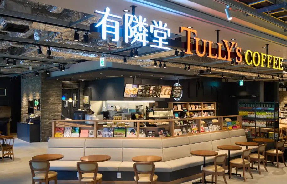 TULLY'S COFFEE／有隣堂グラングリーン大阪店の外観
