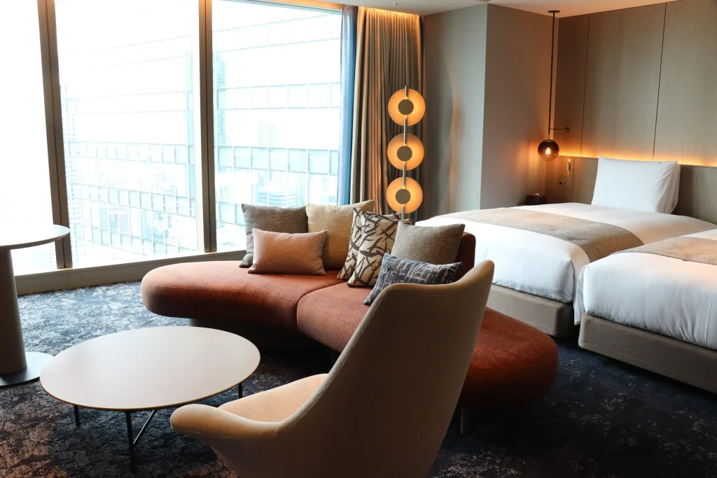 グラングリーン大阪　グランレスパイア