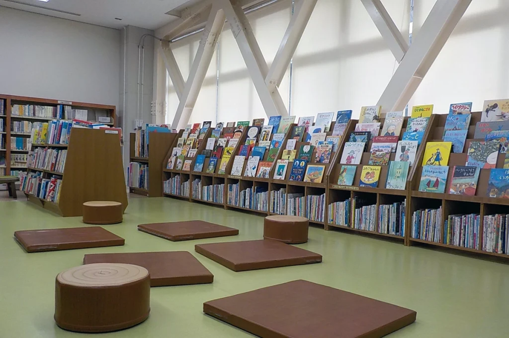 吹田中央絵本コーナー