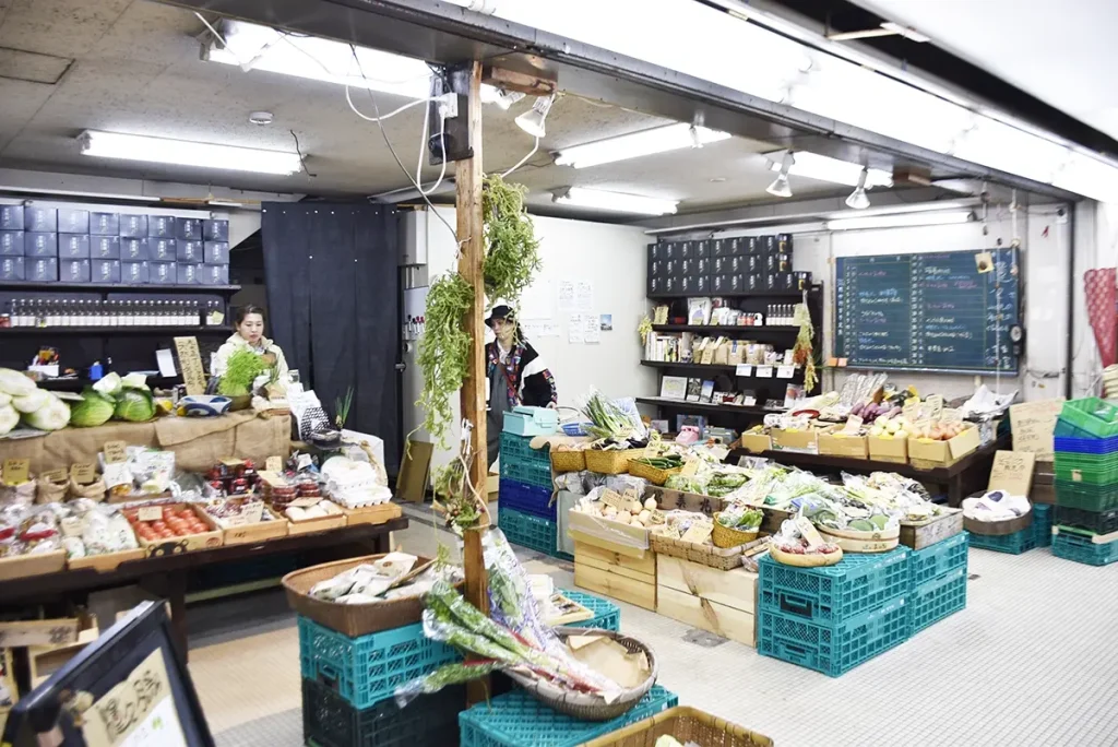 竹見台マーケットの種々１