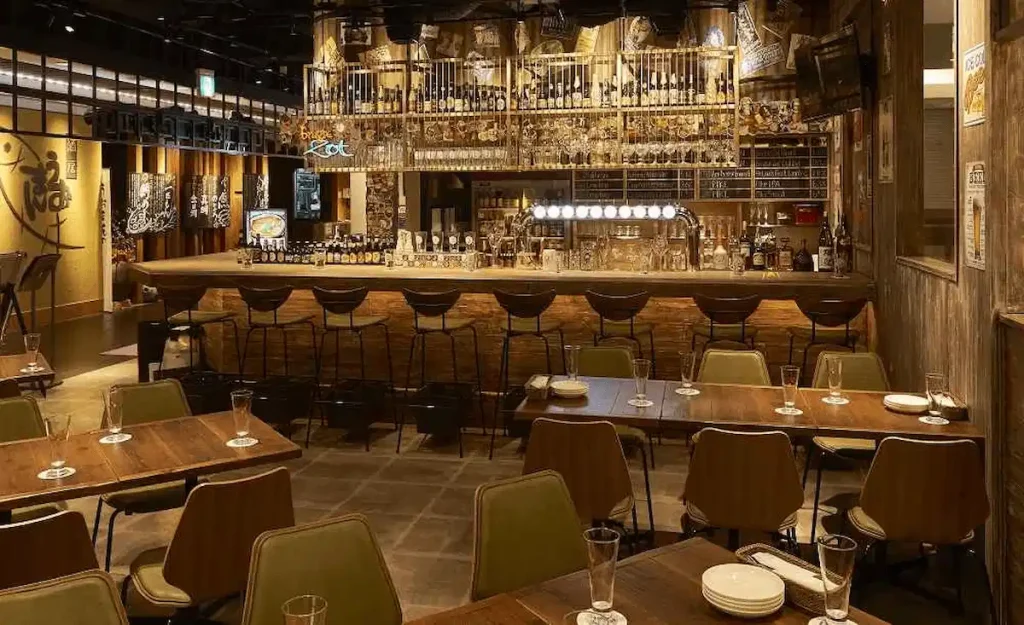 クラフトビールタップ　ヨドバシ梅田店の内観