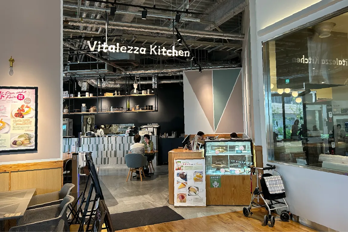 【オアシスタウン吹田SSTへ急いで！】「Vitalezza Kitchen」で期間限定『春のパンケーキフェア』開催中