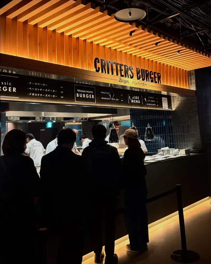 CRITTERS BURGER内観