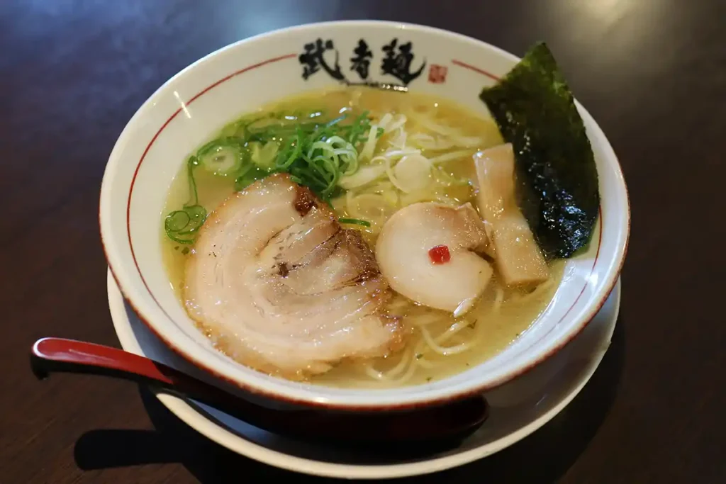 三麺流 武者麺 江坂店鶏そば
