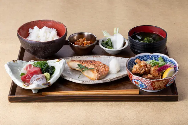 七囲炉の七囲炉定食