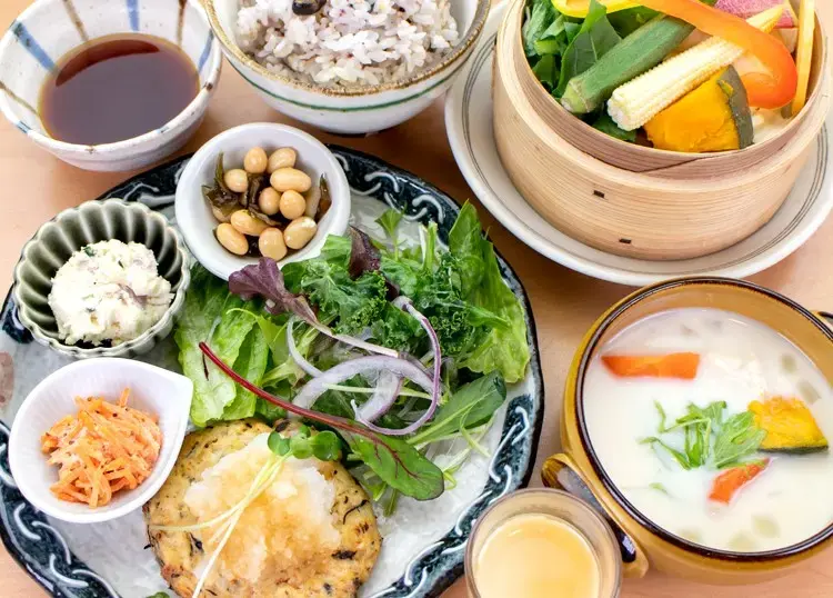 梅田で夜ご飯。女子1人、2人でゆっくりしたい時の店7選