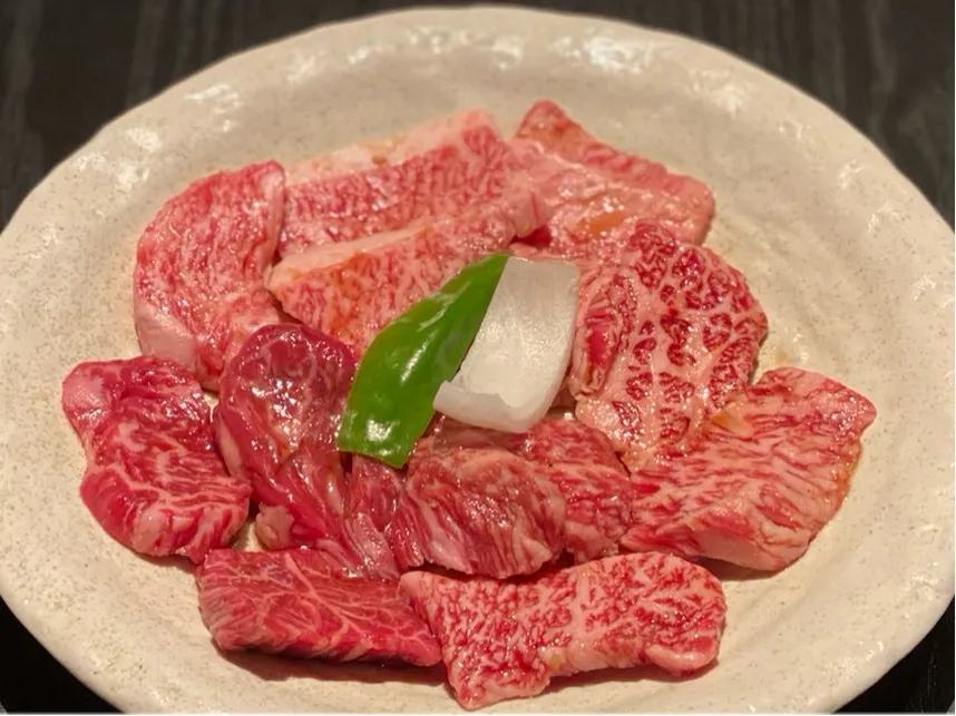 焼肉・冷麺 豊味園 上タンとカルビ