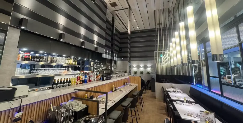 エイス シー オイスターバー梅田NU茶屋町店_店内