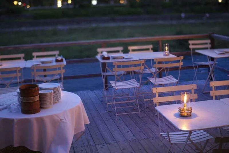 アモーレ木屋町のテラス席