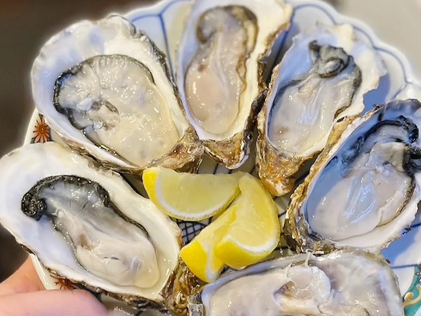 4坪牡蠣小屋キヨリト 梅田_牡蠣